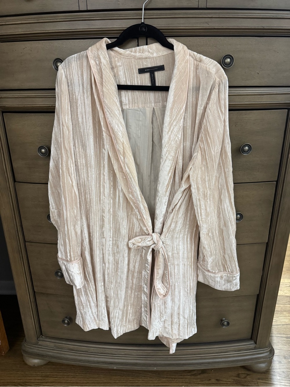 BCBG Pleated Robe-Type Blazer Light Blush